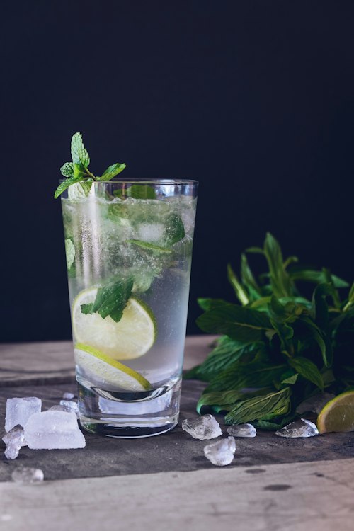Taze Naneli Ev Yapımı Limonata